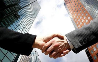 La intermediaci&oacute;n comercial en retirada
