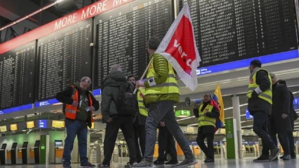 La huelga de personal de seguridad afectará este jueves a 1.100 vuelos y unos 200.000 pasajeros en Alemania