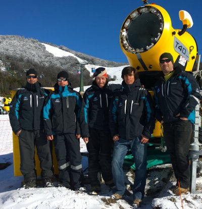 C&oacute;mo se fabrica nieve en cerro Catedral