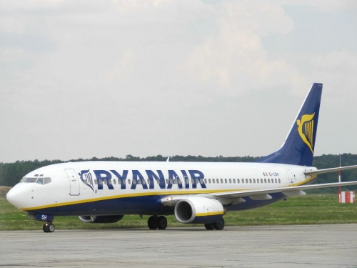 Ryanair: pasajeros parados y cobro del ba&ntilde;o... si los autorizan