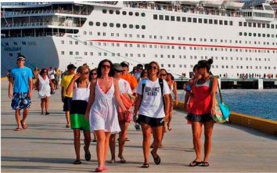 Por los n&uacute;meros, el turismo tambi&eacute;n es femenino