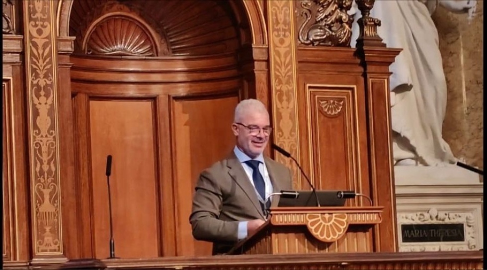 Julio Facal en conferencia sobre Derecho del Turismo