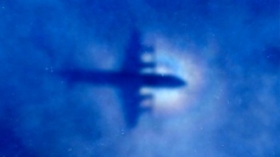 Controladores a&eacute;reos rusos evitan choque con avi&oacute;n no identificado