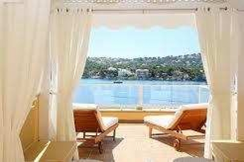  Terraza del Iberostar Jard&iacute;n del Sol, uno de los hoteles que incorporan estos servicios Espa&ntilde;a.