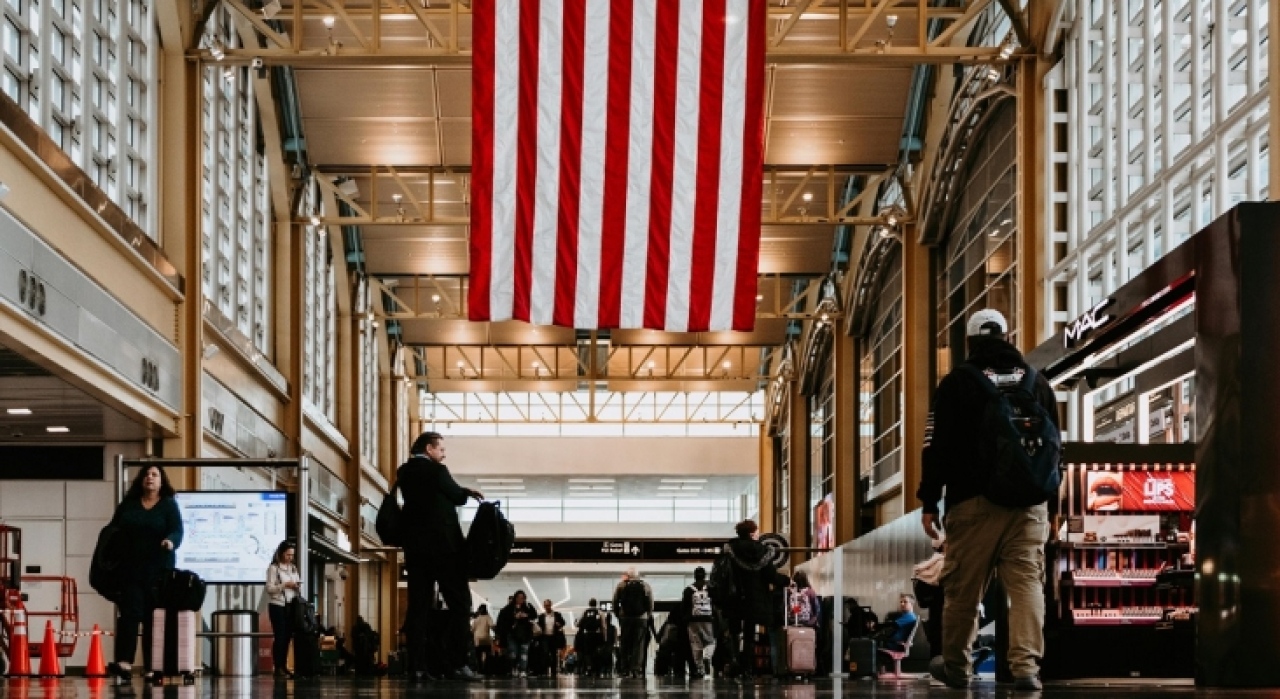 Las aerolíneas ignoran las órdenes de la FAA y no reducen operaciones