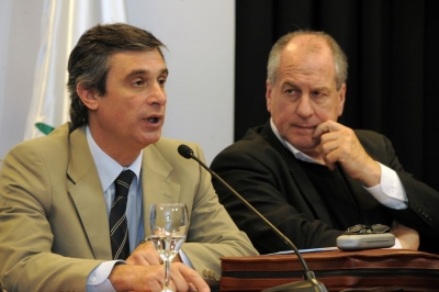 Alvaro Garc&iacute;a, Director de la OPP y Ernesto mMurro,ministro de Trabajo y Seguridad Social