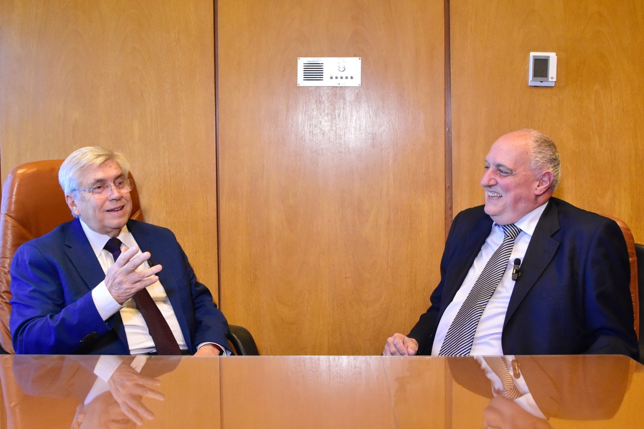 Habla Tabaré Viera en SALA VIP