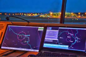 Controladores a&eacute;reos uruguayos mantienen conflicto