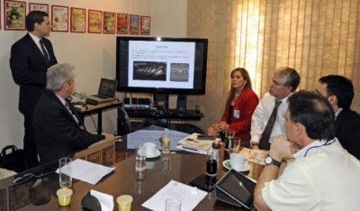 La aerol&iacute;nea de bandera estadounidense realiz&oacute; una presentaci&oacute;n ante la mesa directiva de la CAP.