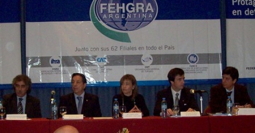 Se debaten en Ushuaia las problem&aacute;ticas hoteleras gastron&oacute;micas  