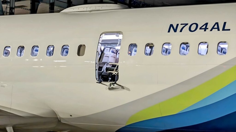 Confirmado: faltaban cuatro tornillos en el B737Max de Alaska