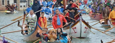 El Carnaval de Venecia arranca entre desfiles y mucho espect&aacute;culo