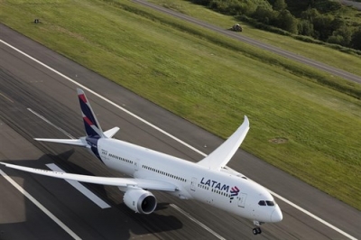 Sindicatos aeronáuticos uruguayos apoyan huelga de TCP de Lan Express