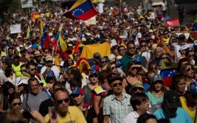 Por la tensi&oacute;n social, Aerol&iacute;neas suspende dos vuelos a Caracas