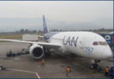 Despeg&oacute; el primer Boeing 787 Dreamliner de LAN Airlines