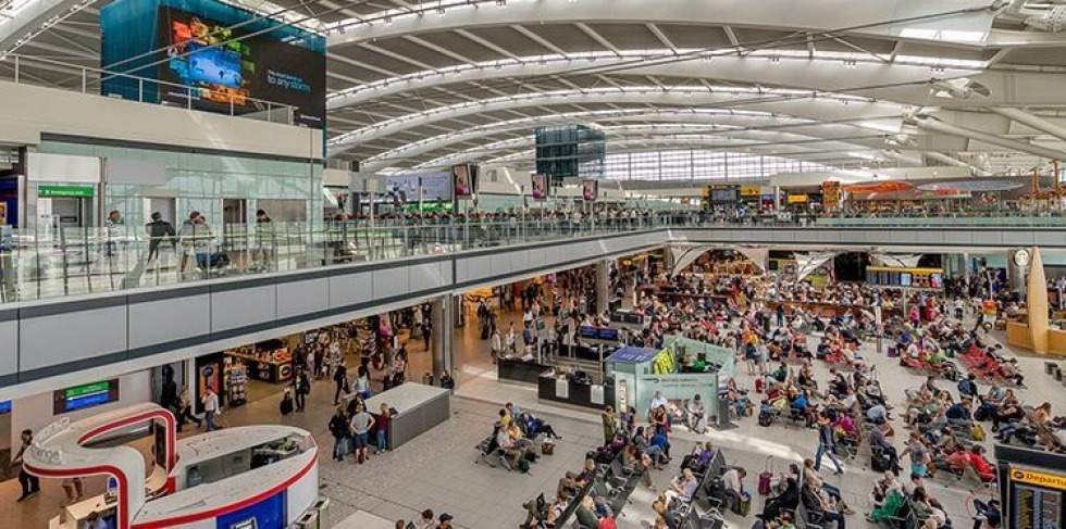 El Gobierno británico plantea reformas aeroportuarias que amenazan el control de las grandes aerolíneas