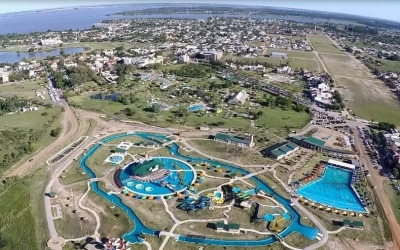 Termas de Federaci&oacute;n (Entre R&iacute;os) favorecen a jubilados uruguayos