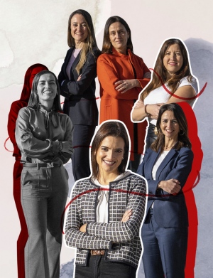 María Prieto, Aina Monfort, Belén García Molano, Fani Matesanz y Mª Ángeles Martí. En primer término, Silvia Mouronte. 