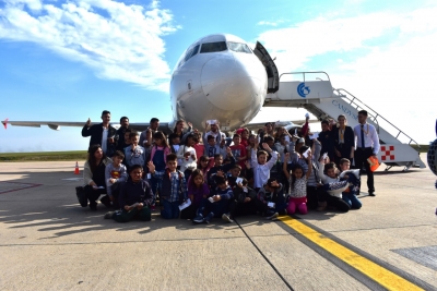 La magia de los niños alentada por LATAM y el Aeropuerto de Carrasco