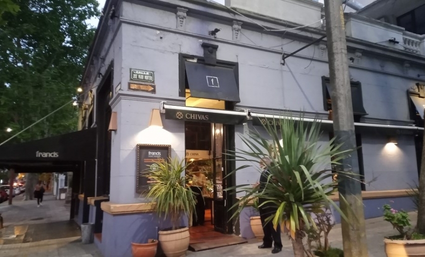El restaurante Francis de Montevideo cumpli&oacute; 20 a&ntilde;os