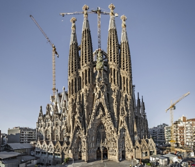Sagrada Familia en Barcelona: &iquest;&iacute;cono; capricho de Gaud&iacute; o business?