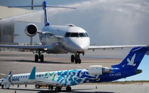 Se fue el primer avi&oacute;n de PLUNA de la era Bombardier