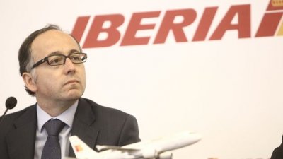 Iberia reduce de 82 a 44 puestos directivos