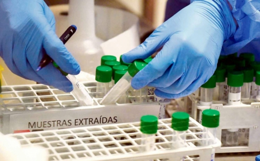 Aeropuerto de Carrasco instal&oacute; laboratorio para realizar tests PCR