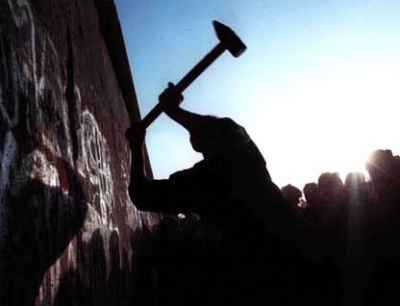 Termin&oacute; de caer el Muro