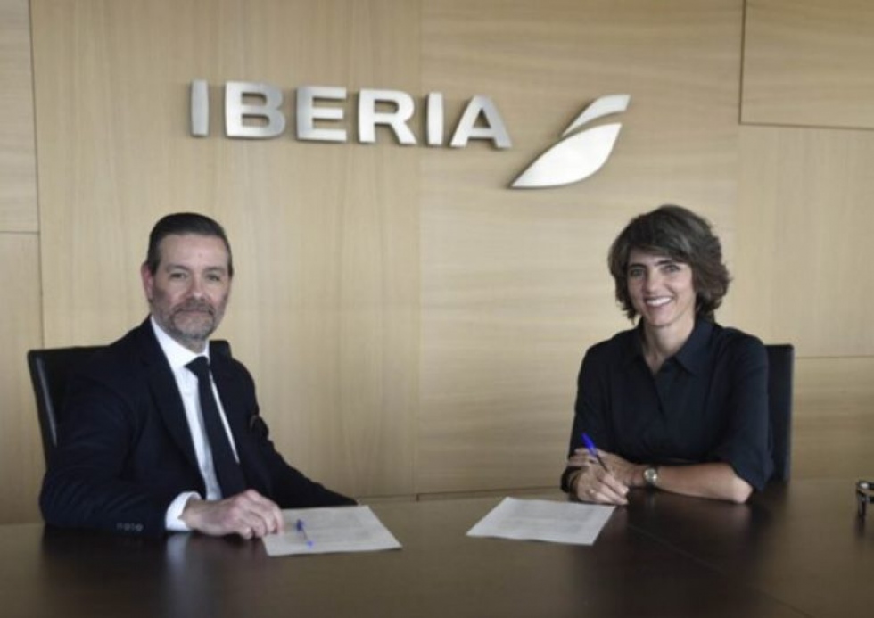 Juanma Mart&iacute;nez, Teresa Parejo.