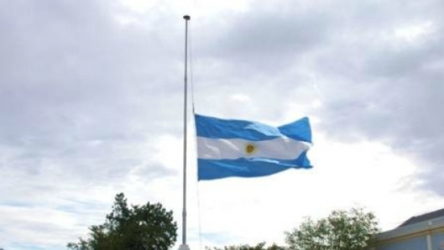 Argentina: ya no es el turismo ni el transporte aéreo, es todo