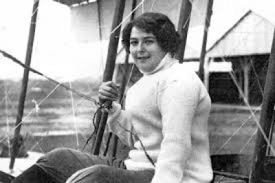 Tres argentinas entre las 70 mujeres m&aacute;s destacadas de la aviaci&oacute;n mundial