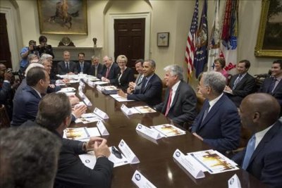 Obama busca acelerar los controles en los aeropuertos para impulsar el turismo