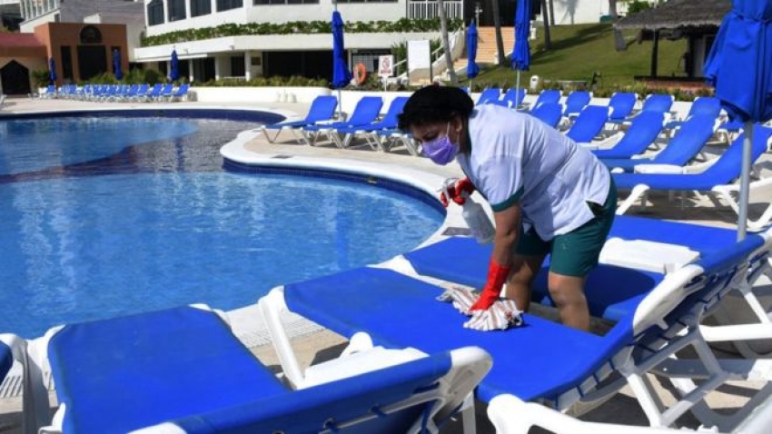 Coronavirus en M&eacute;xico: las dudas que despierta la reapertura de Canc&uacute;n