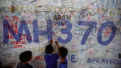 &quot;El vuelo MH370 de Malaysia Airlines no cayó en el océano Índico&quot;