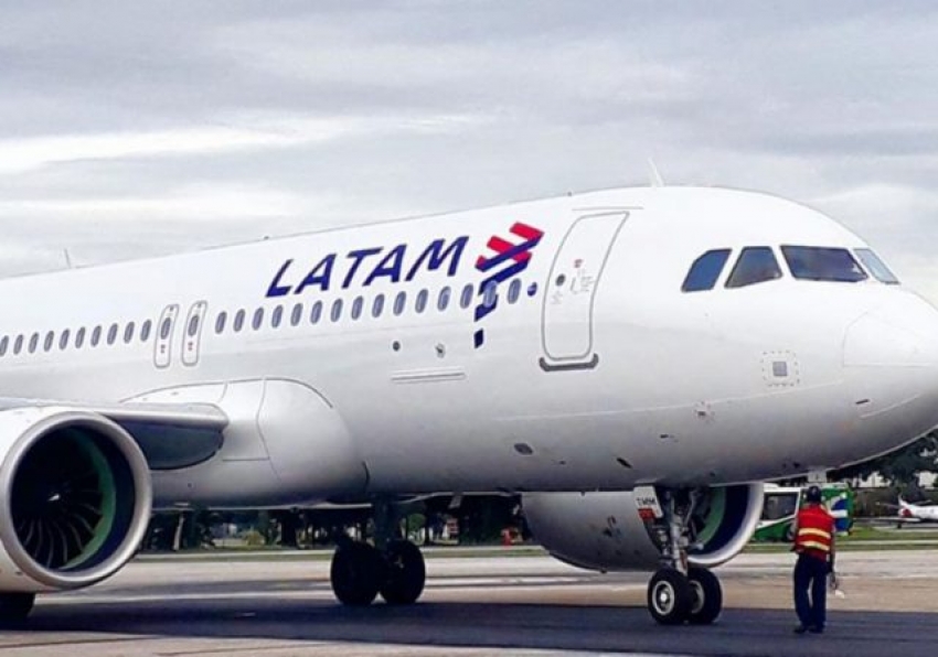 LATAM pone a disposici&oacute;n de autoridades de los pa&iacute;ses donde opera el transporte dom&eacute;stico gratuito de vacunas COVID-19