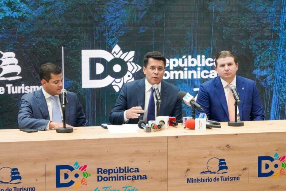 Rep&uacute;blica Dominicana logra en Fitur 2023 m&aacute;s de US$ 3 mil millones para desarrollo tur&iacute;stico