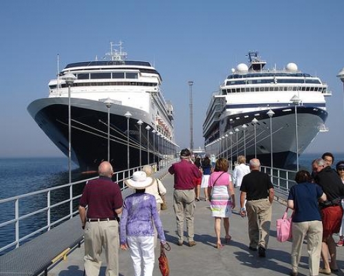 Para muchos mayores de 50 a&ntilde;os el &ldquo;crucero del amor&rdquo; sigue navegando