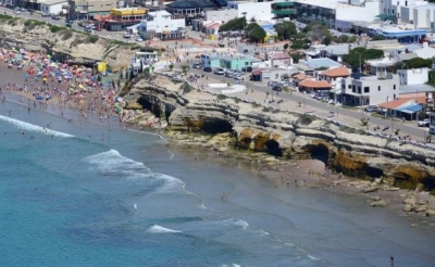 Las Grutas y el conflicto aeron&aacute;utico