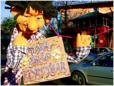 Plaza Julio Cort&aacute;zar