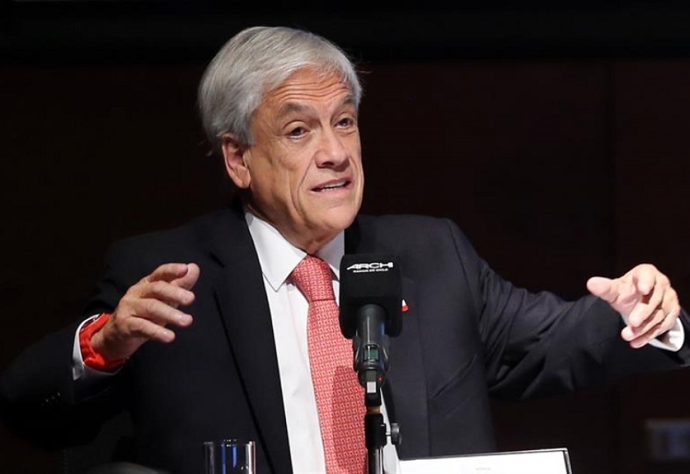 Muere ex Presidente Sebasti&aacute;n Pi&ntilde;era al caer el helic&oacute;ptero que piloteaba