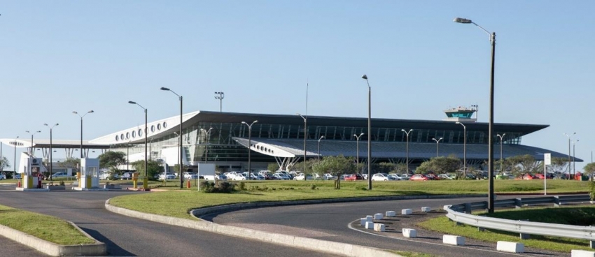OACI felicita a Uruguay por tener el 100% de los Aeropuertos Internacionales certificados
