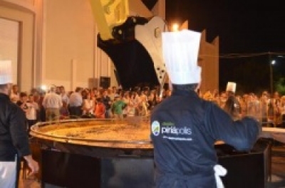Paella de Piri&aacute;polis en Esteio