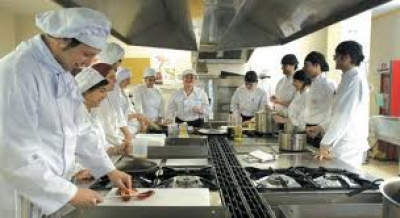 La formaci&oacute;n en hosteler&iacute;a en Espa&ntilde;a