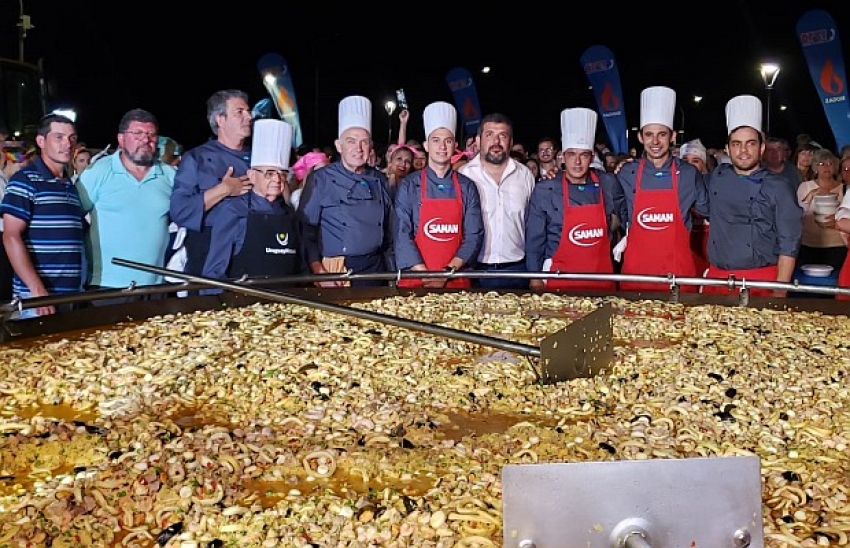 Votemos para que la Paella Gigante de Piri&aacute;polis compita en el mundial de Valencia, Espa&ntilde;a