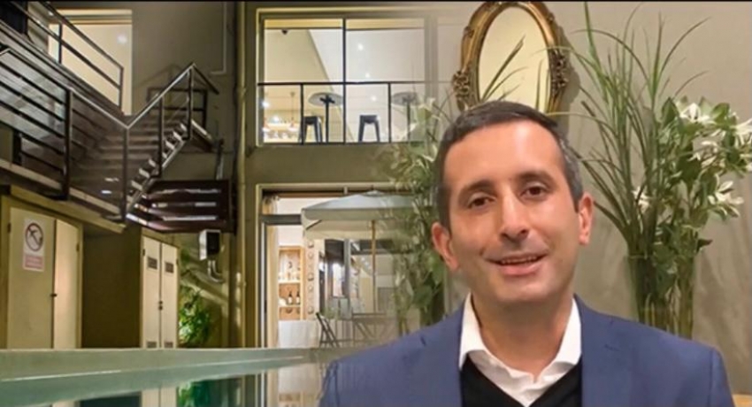 Sebasti&aacute;n Rodr&iacute;guez, un profesional hotelero que prestigia a la ciudad de Trinidad, capital de Flores, Uy