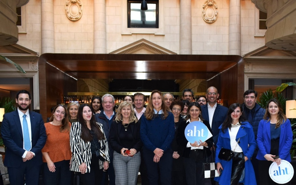 "La hoteler&iacute;a no tiene pol&iacute;ticas de promoci&oacute;n como tienen otras industrias"