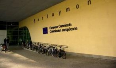 Justicia europea ve legal que aerol&iacute;neas de EEUU paguen por emisiones