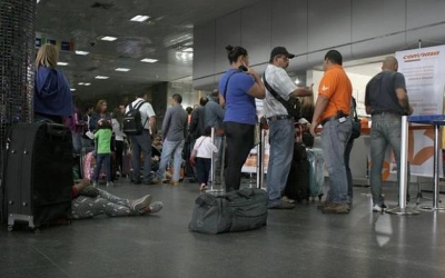 Transporte a&eacute;reo venezolano se complica a&uacute;n m&aacute;s