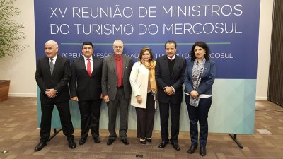 Basta de sanata* con ir a buscar turistas asi&aacute;ticos